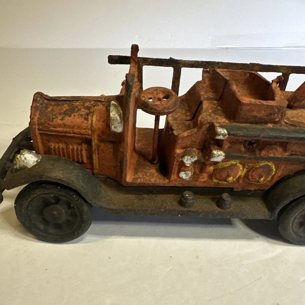 Vintage Fire Truck-Cast Iron Hook & Ladder w/ Ladder Patina